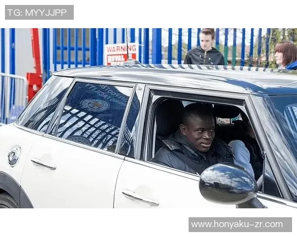 朗斯与拉华尔激战正酣谁能在法甲赛场上笑到最后