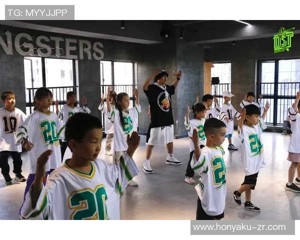 街舞战术解析上海街舞队的包夹体系与战术协作探讨MBA