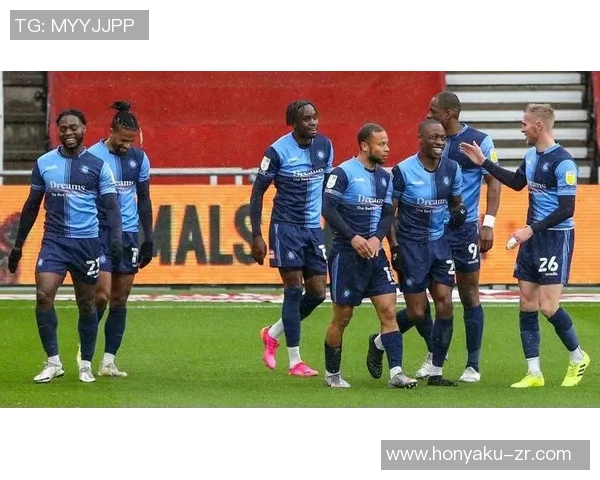 员瓤与威科姆的激烈对决揭示了足球战术与团队合作的重要性